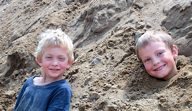 Otradovická pětidenka: IQLandia, labyrinty, kola a koupání